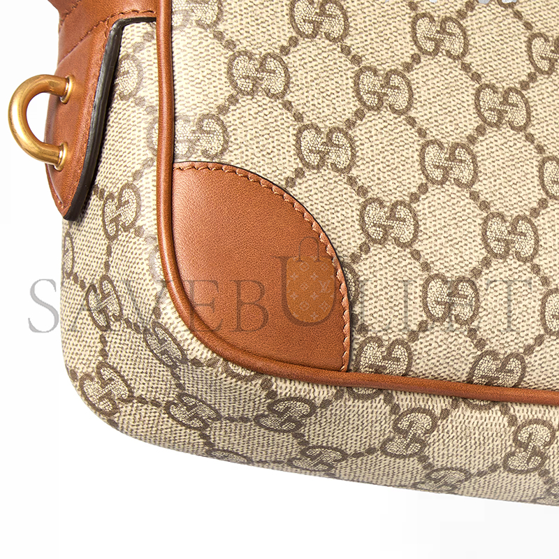 GUCCI GG EMBLEM EMBOSSED SUPER MINI BAG 821216 (22*14*6cm)